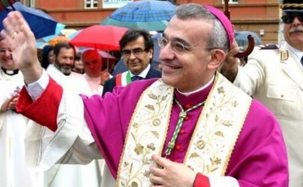 León XIV designó a Iannone como su sucesor al frente del dicasterio de Obispos.