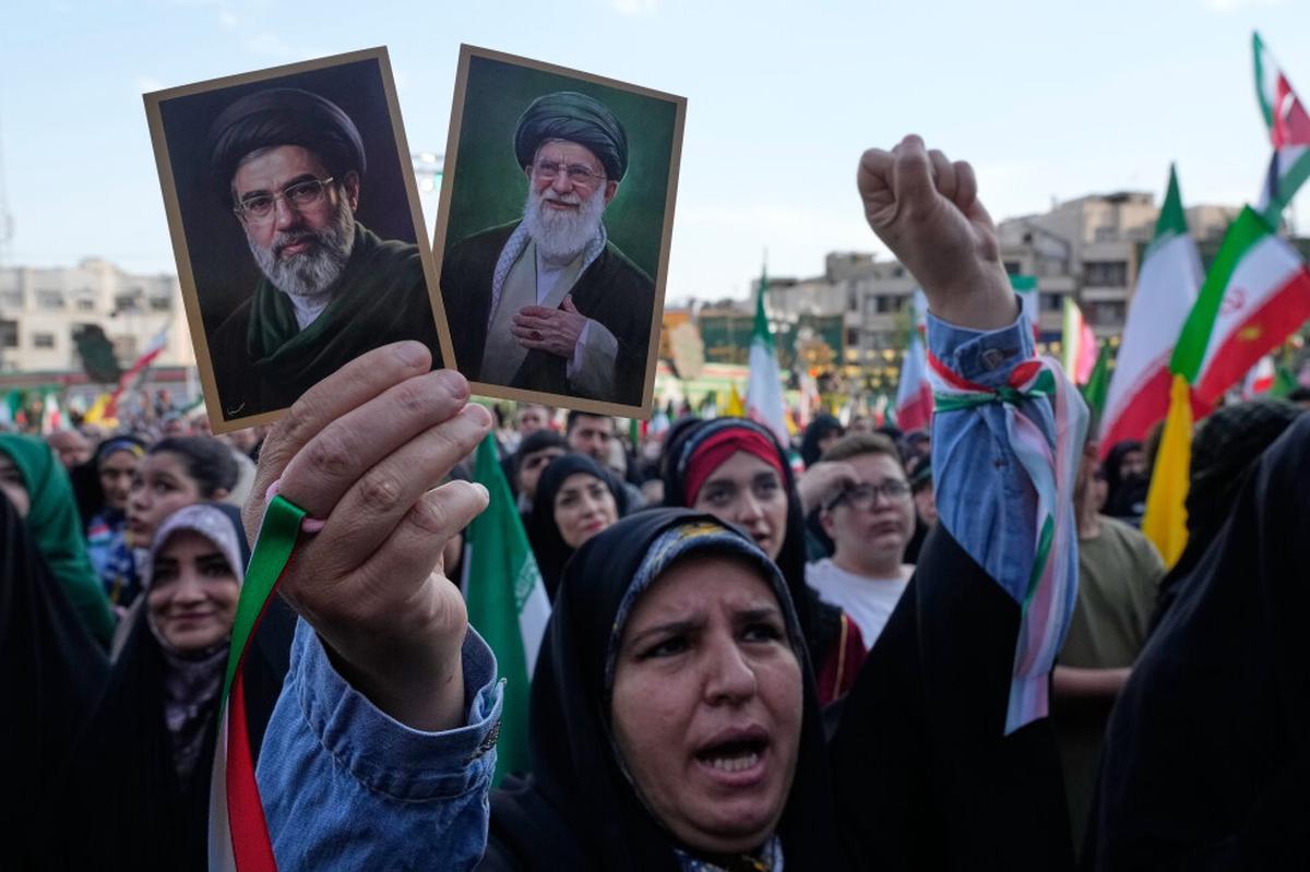 Irán amplía restricciones a la distribución de contenido informativo por medios internacionales