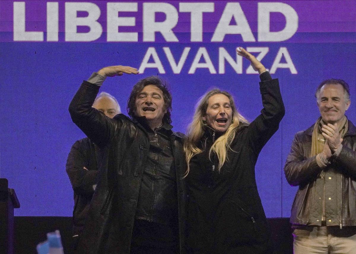 Javier y Karina Milei. (Foto: NA)