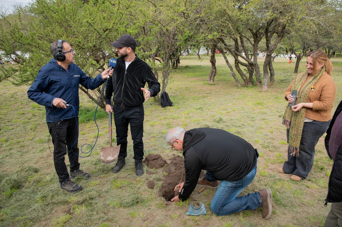 Argentina Reforesta llegó a Sinsacate