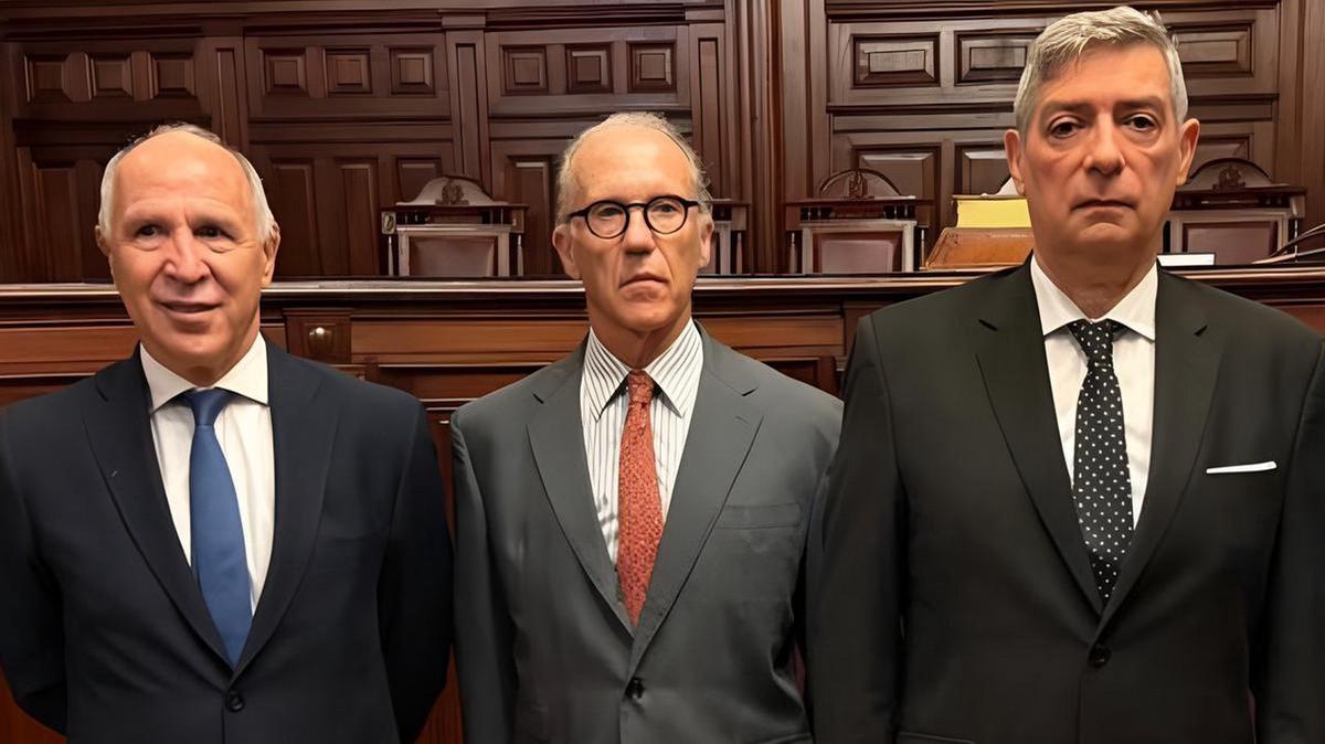 Los miembros de la Corte Suprema de la Nación.