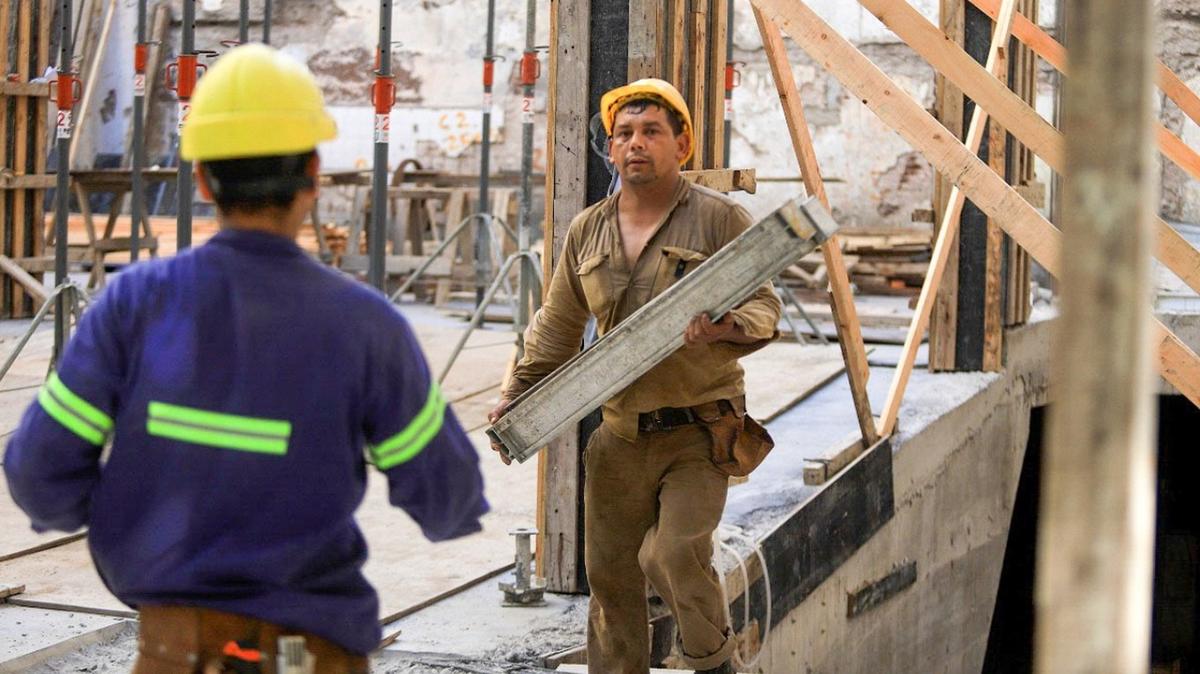 FOTO: Uno de cada tres trabajadores en Argentina es pobre