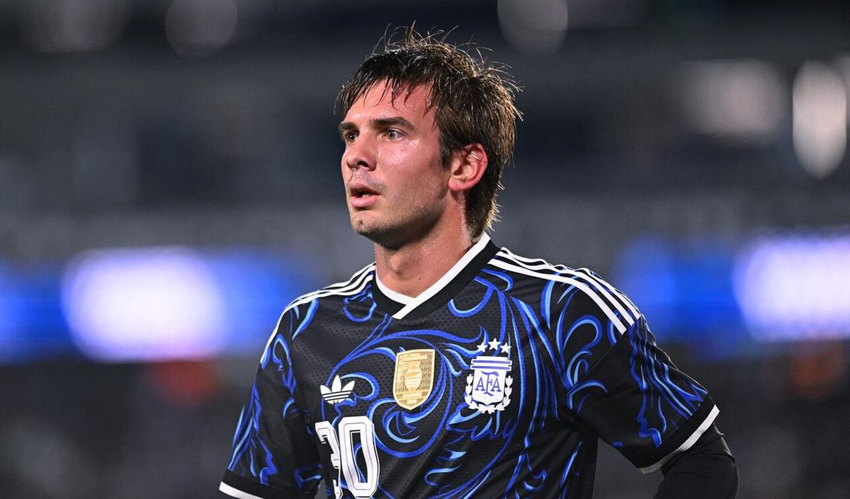 Mastantuono habló tras su debut goleador sobre la vuelta a la Selección y las críticas.