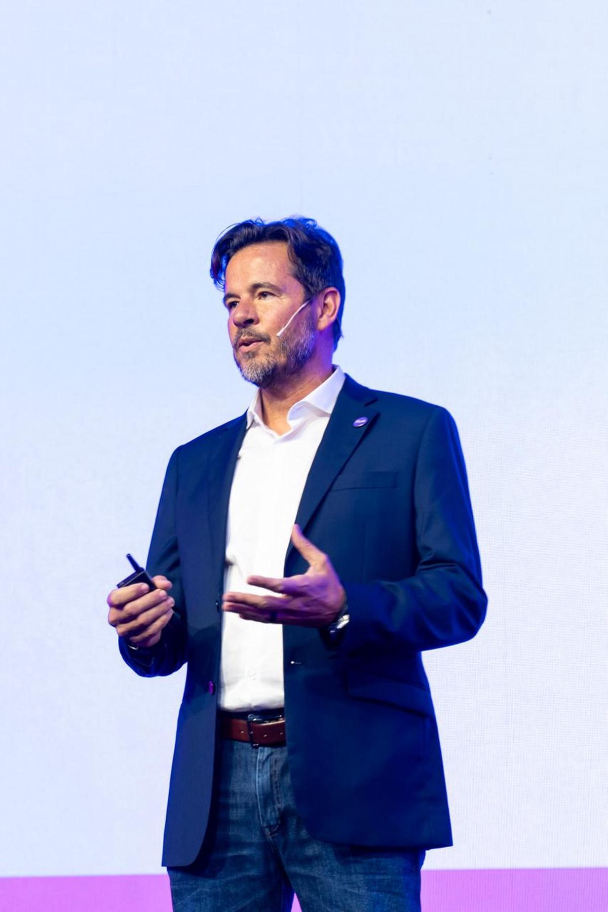 OSDE presenta Flux, su nuevo plan joven