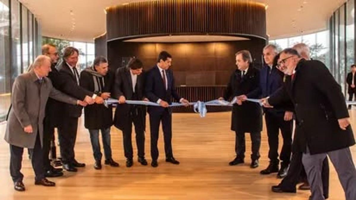 Sadir presentó el Centro Cultural Lola Mora, obra emblemática de César Pelli