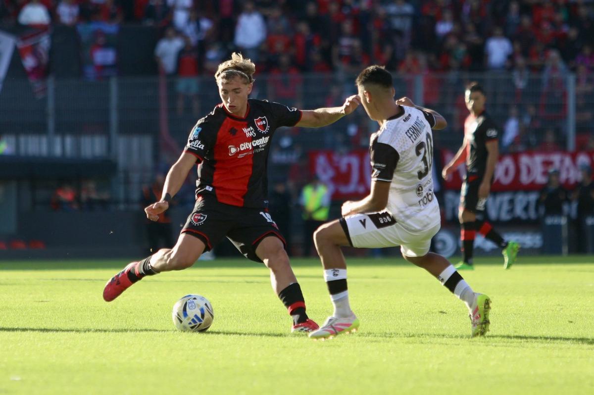 El juvenil Jerónimo Gómez Mattar busca afianzarse en el primer equipo de Newell's.