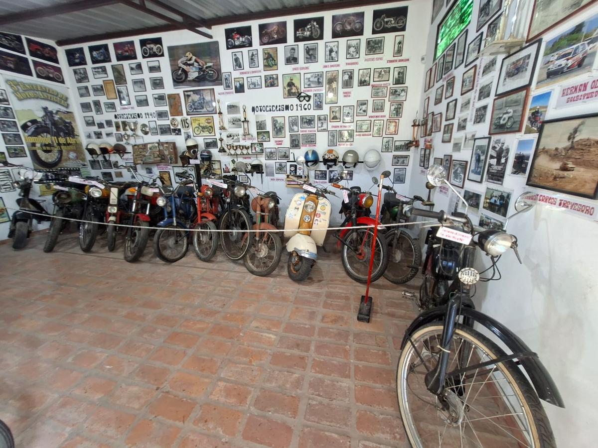 Un museo de motos oculto en las sierras revive el motociclismo cordobés