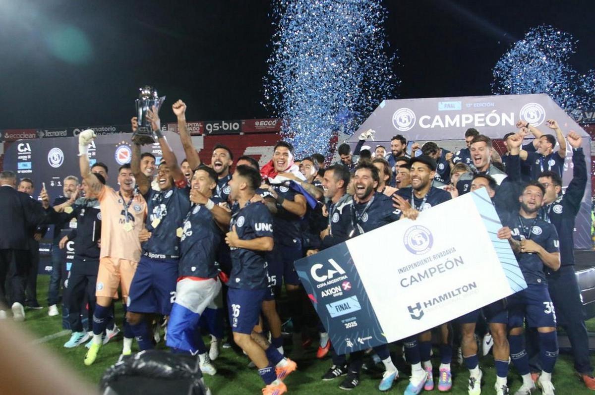 Independiente Rivadavia ganó la Copa Argentina en Alta Córdoba.