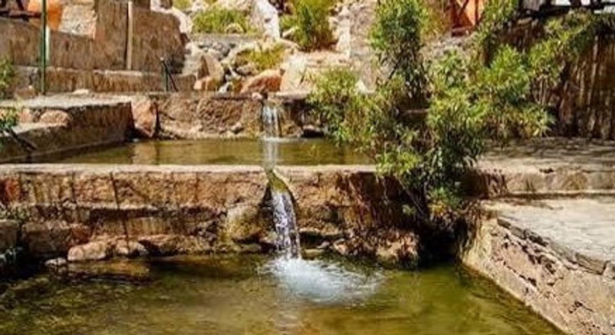 Cerraron un complejo termal en Catamarca tras la muerte de un niño por ameba