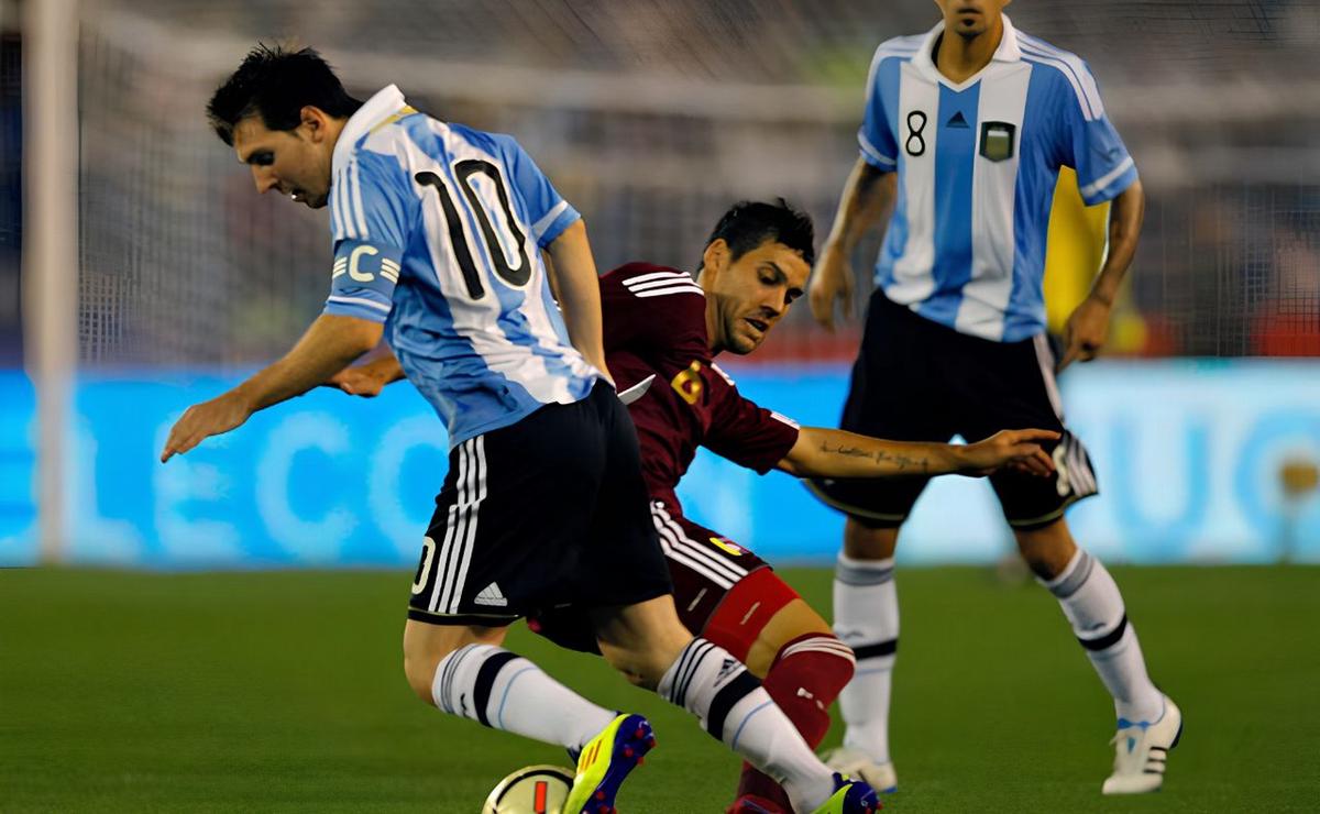 Lionel Messi era capitán de la Selección Argentina en 2011 frente a Venezuela.