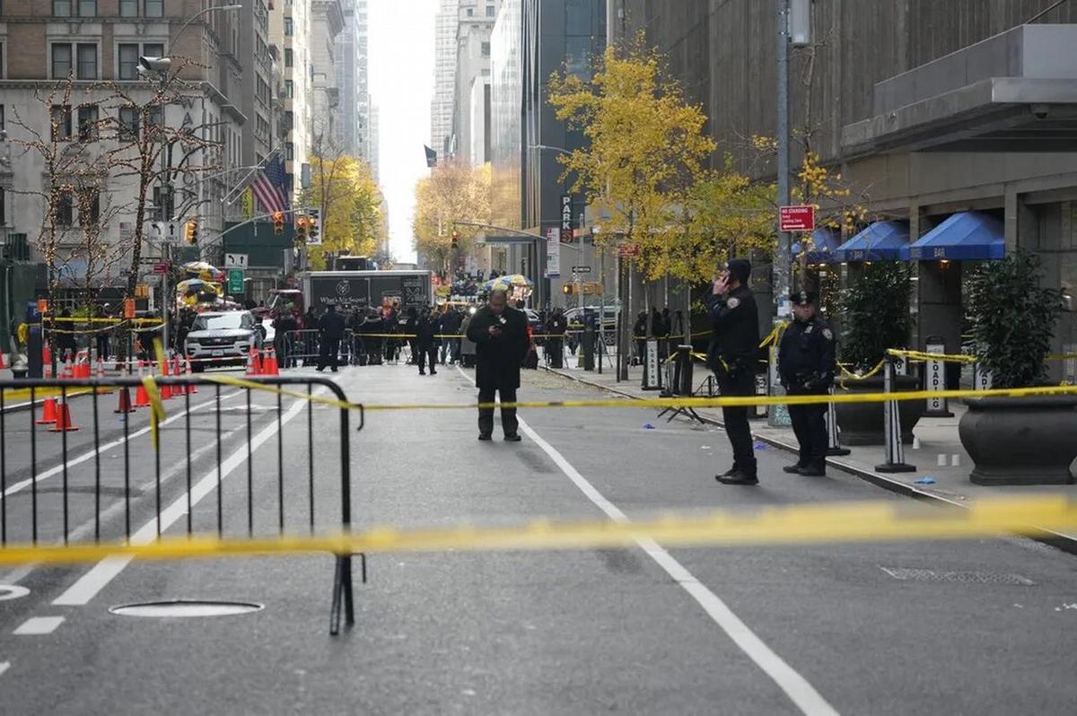 FOTO: El Hotel Hilton, minutos después del asesinato. (Foto: AFP)