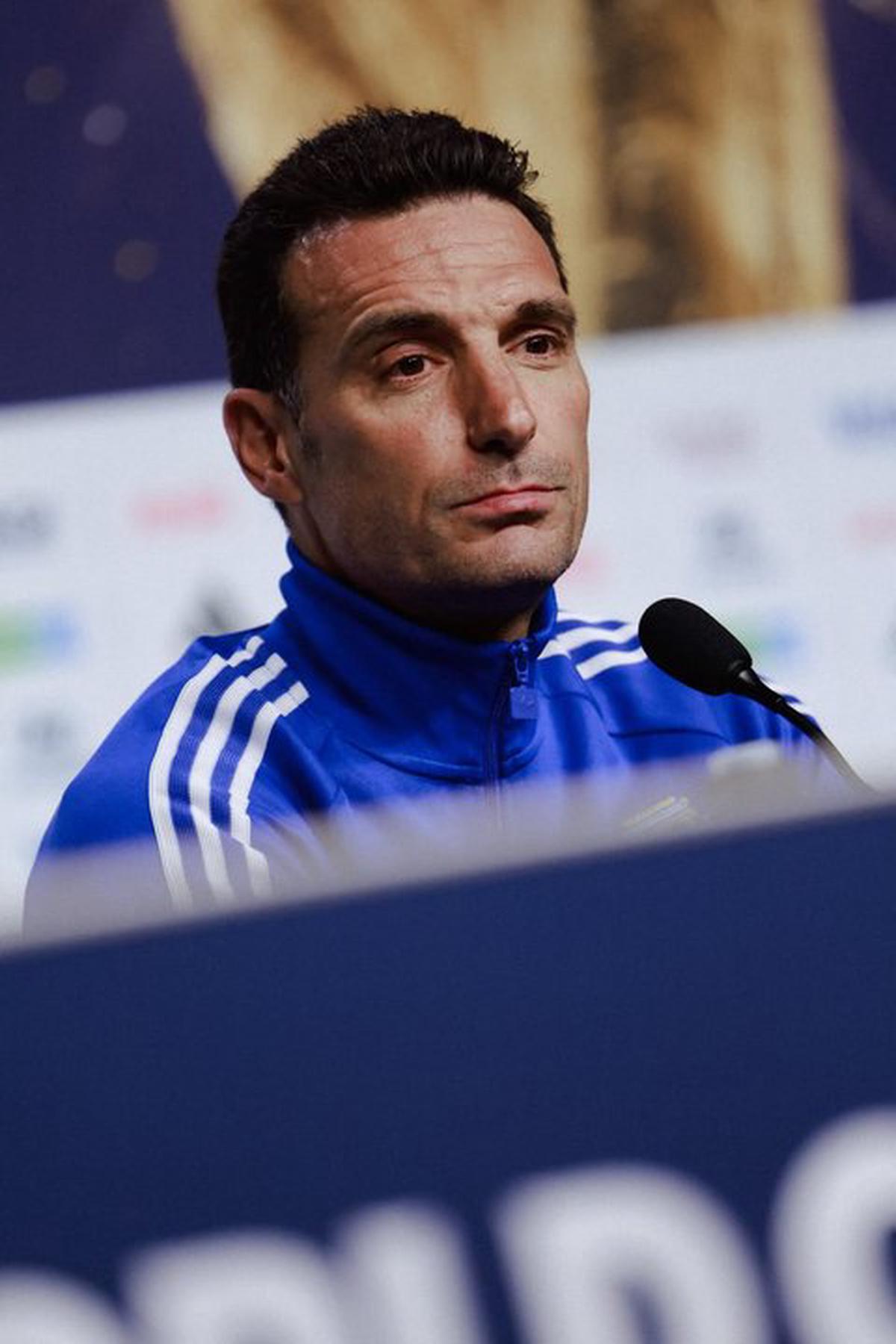 Lionel Scaloni en la conferencia de prensa anterior a la final.