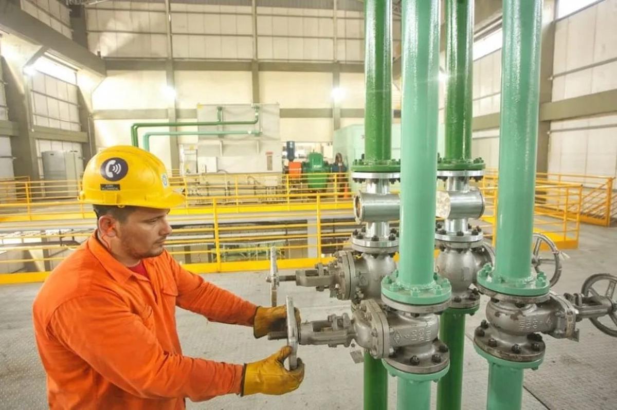 Industriales piden que se normalice el suministro de gas en Tucumán.