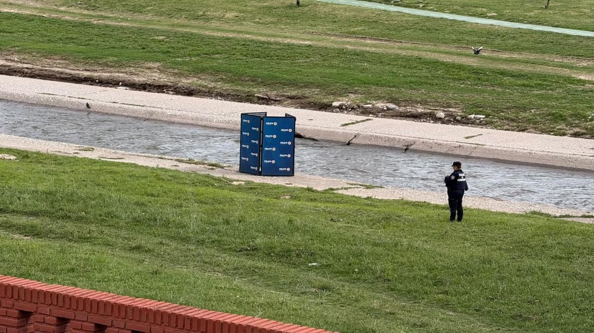El cadáver fue hallado en el río Suquía (Foto: Jorge Mercado/Cadena 3)