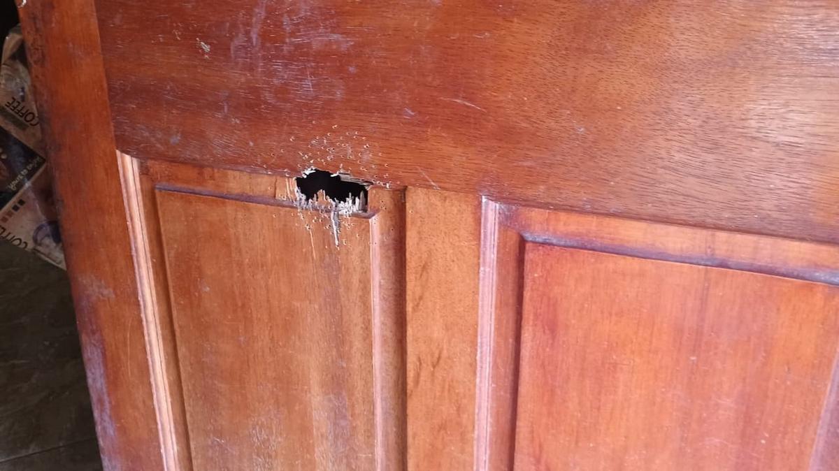 Investigan un asalto comando cerca de Río Primero.