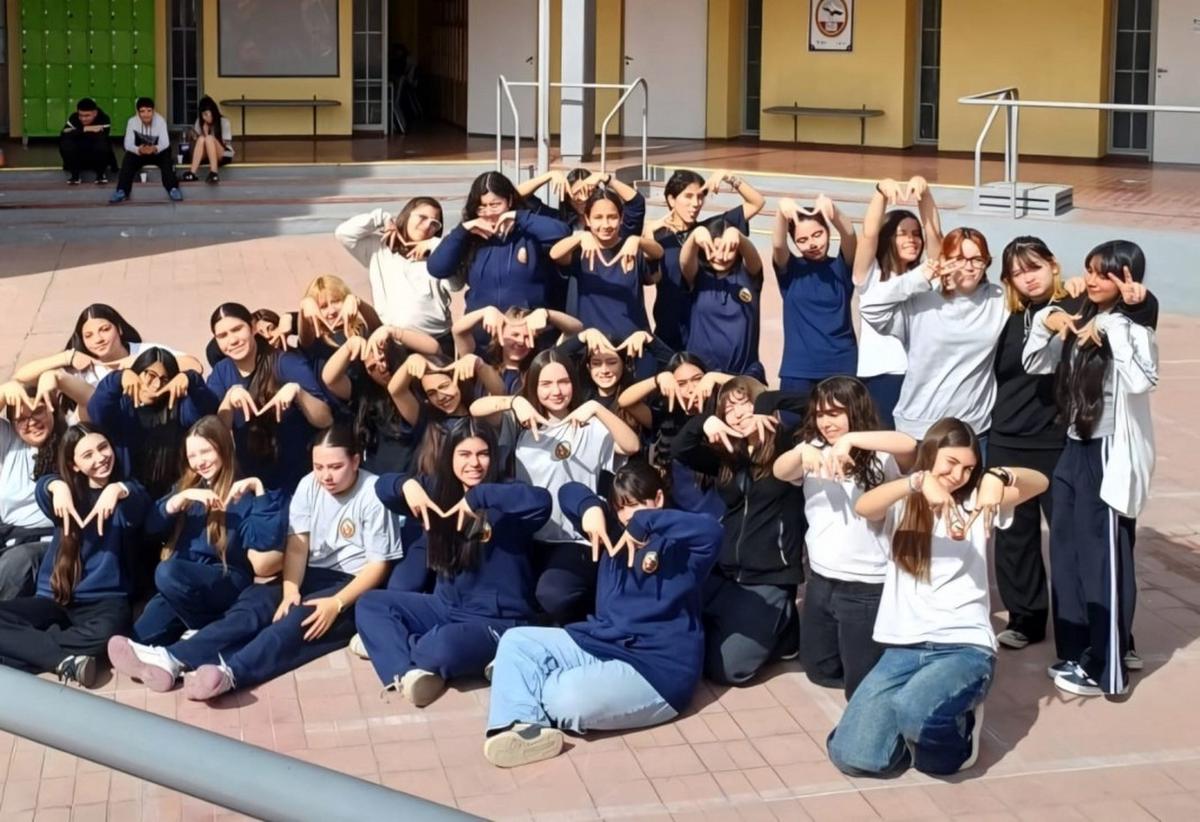El Coro Inicial de la Escuela del Magisterio de Mendoza es finalista del concurso.