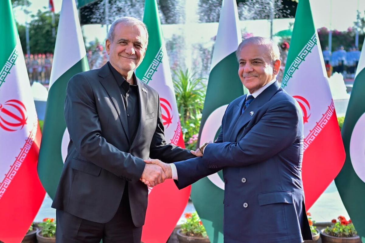 Trump promociona acuerdo con Irán como bonanza para agricultores de EEUU, pero Irán lo niega