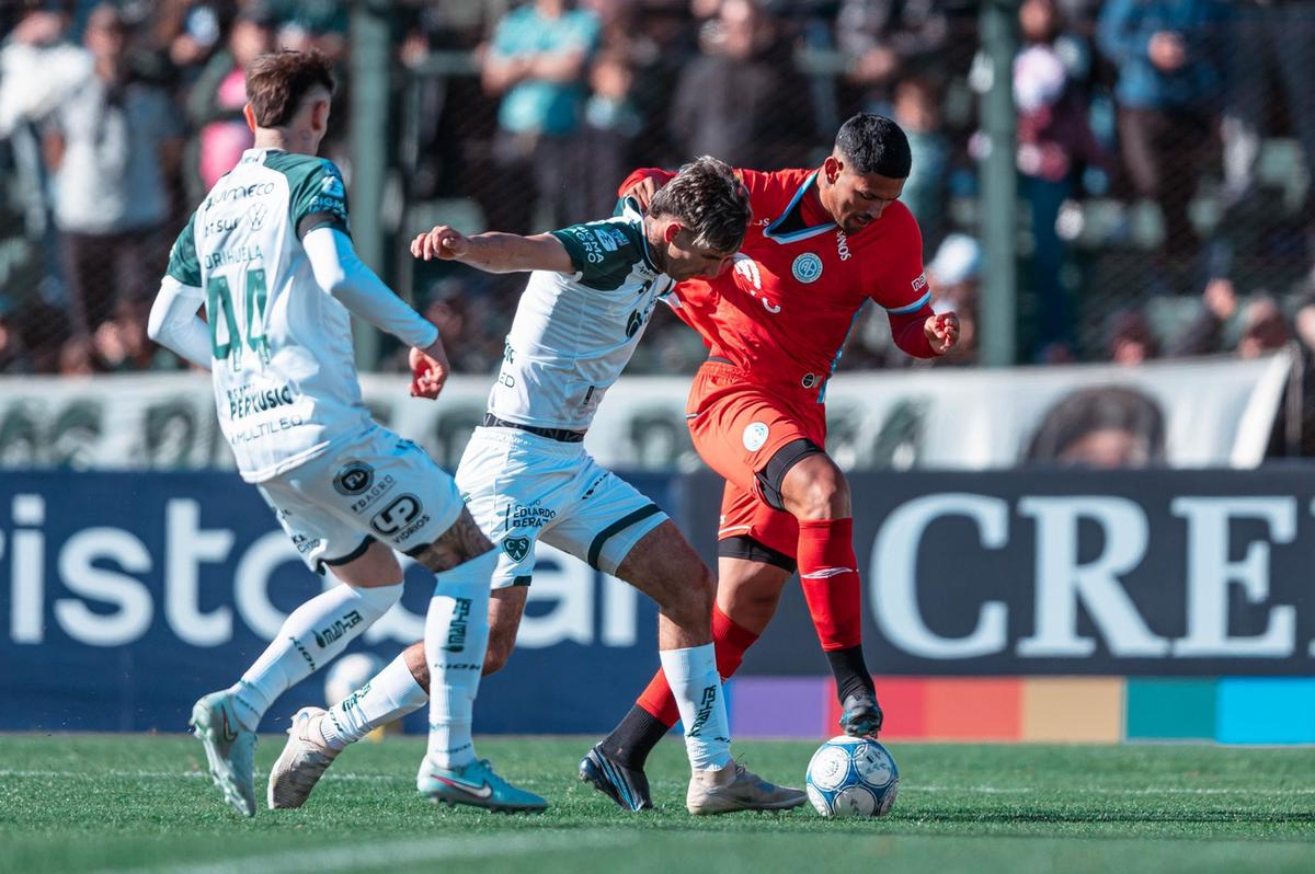 Lucas Passerini, el autor del empate. (Foto: Prensa Belgrano)