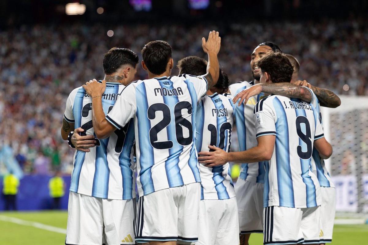 El triunfo de la Selección argentina ante Argelia revivió el análisis de Jorge D'Alessandro.