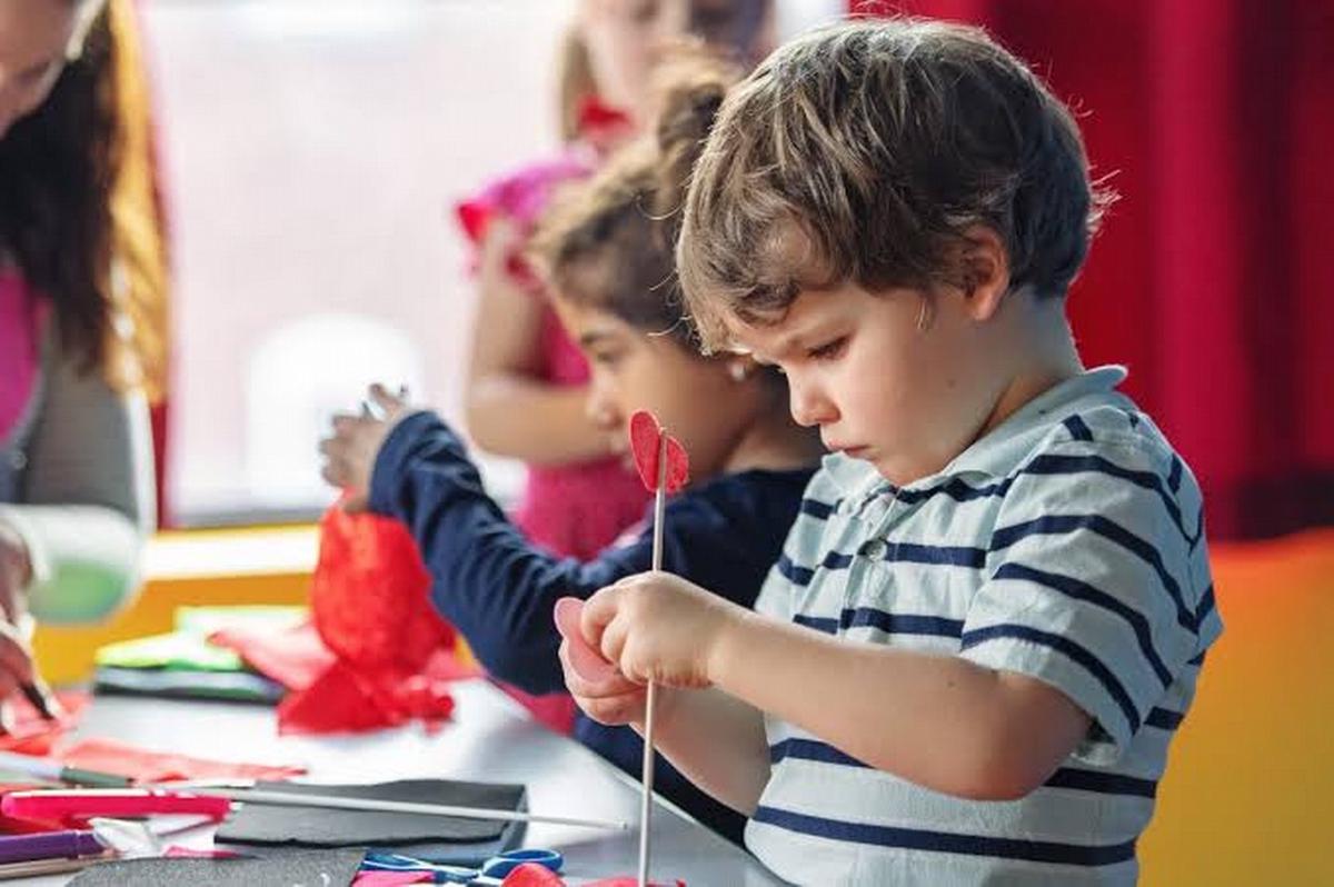 El equilibrio en la estimulación infantil
