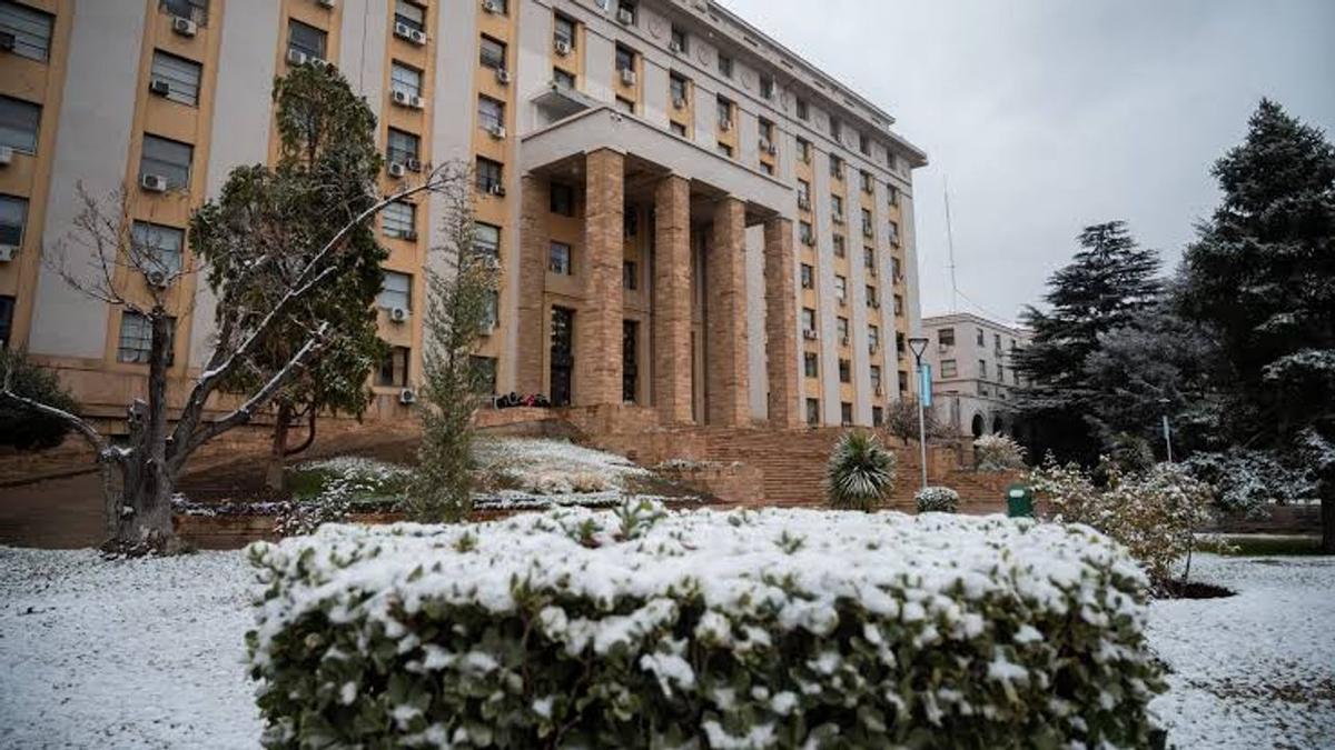 Clases suspendidas en Mendoza por nevadas y temperaturas bajo cero