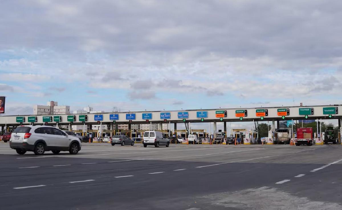El Gobierno adjudicó ocho tramos de rutas nacionales a operadores privados por 20 años. (La Nación)