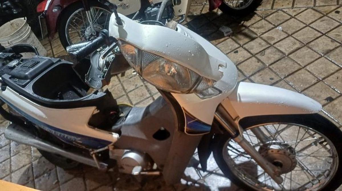 El hecho ocurrió en avenida Pellegrini y España.