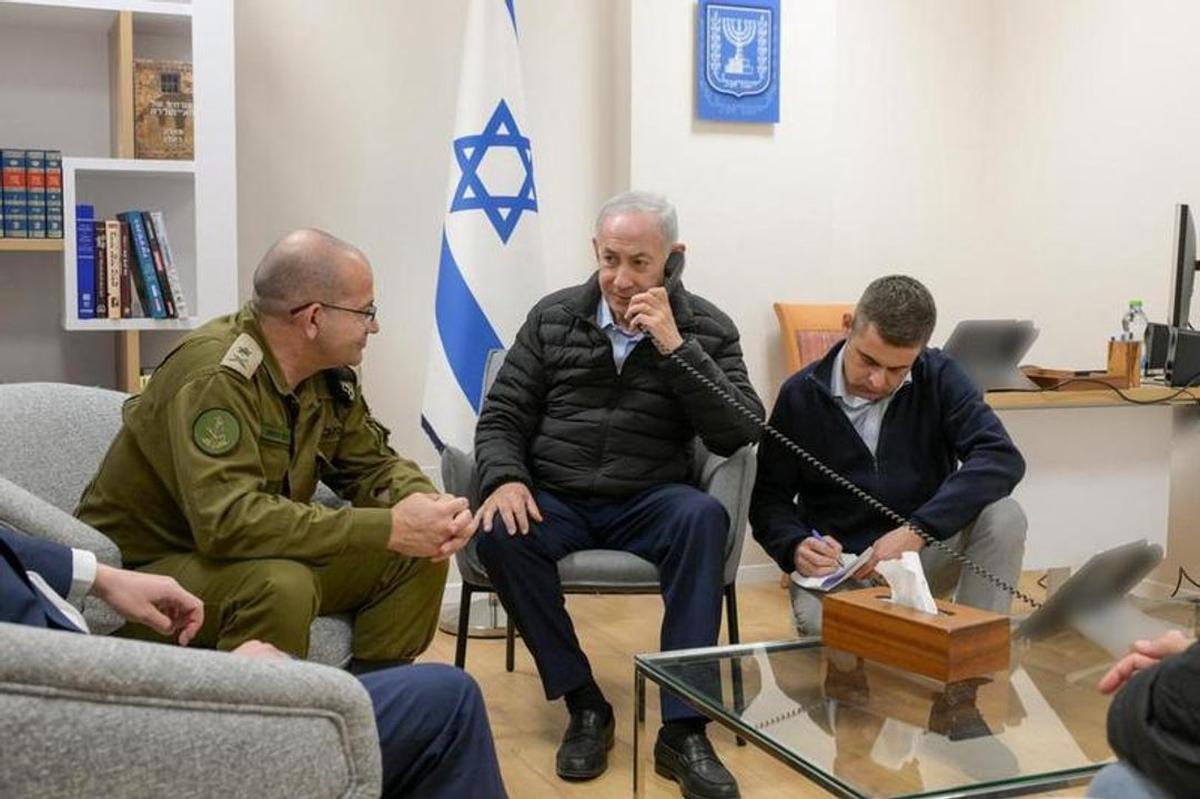 Netanyahu en reunión.