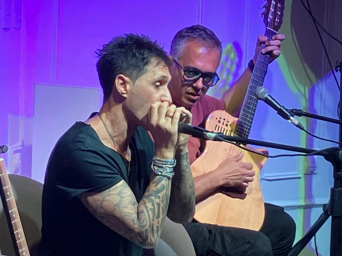 Fabricio Rodríguez brindó un show íntimo y repasó su carrera.