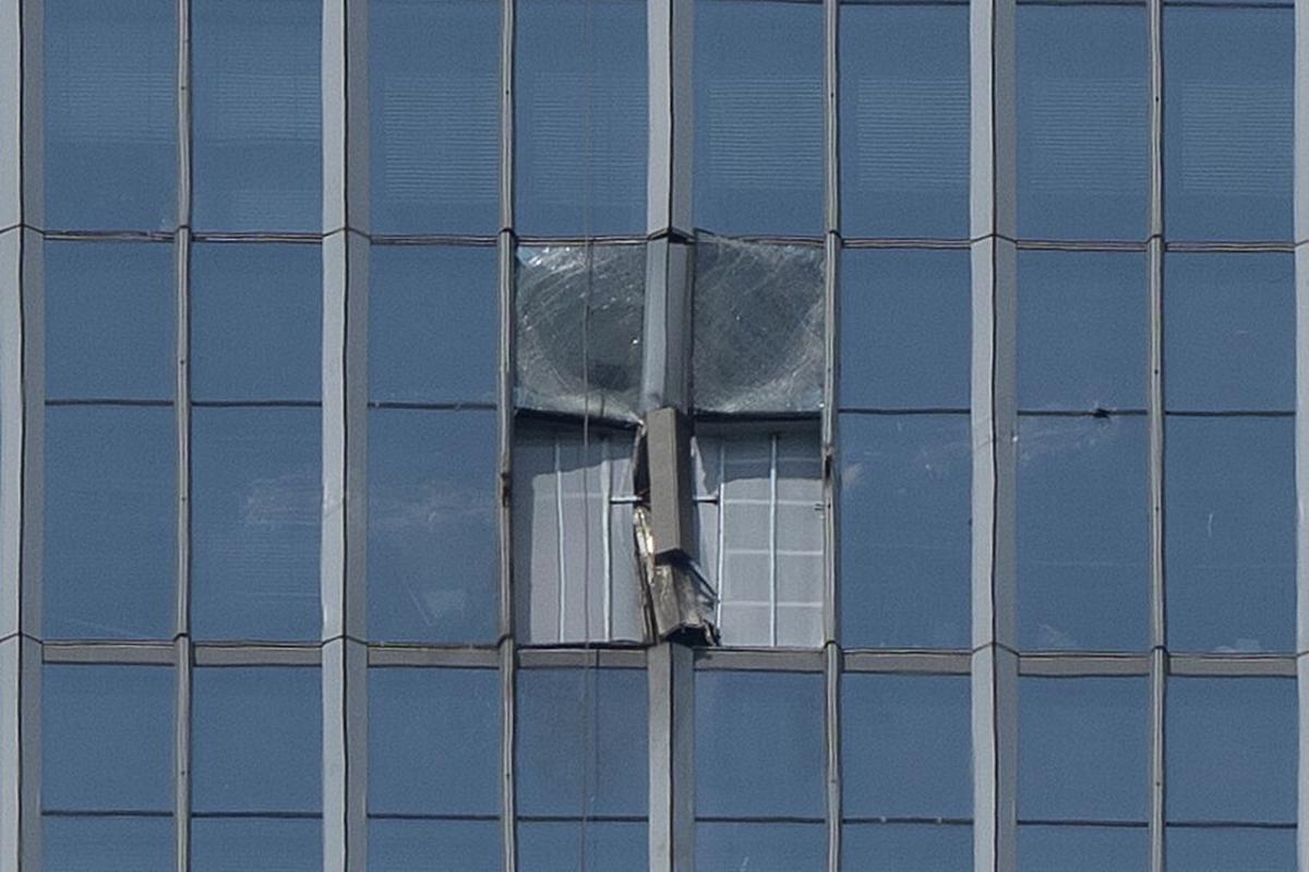 Piloto que chocó contra el edificio más alto de Beijing habló de