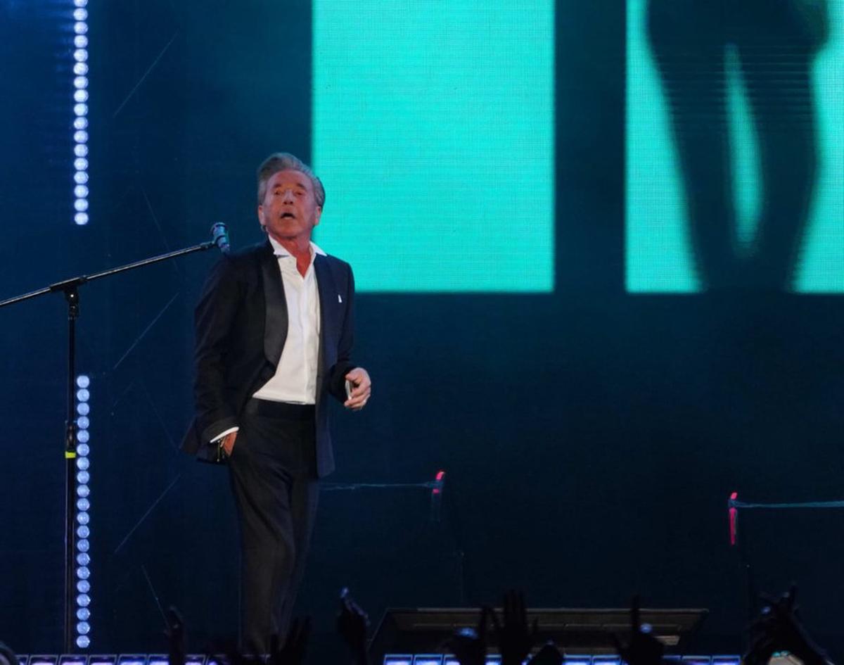 Ricardo Montaner homenajeó a Venezuela en su primer show en Buenos Aires.