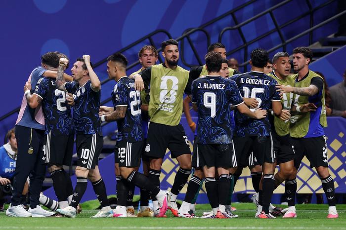 Argentina llega a la final en su mejor versión y con el plus de “inmortales”