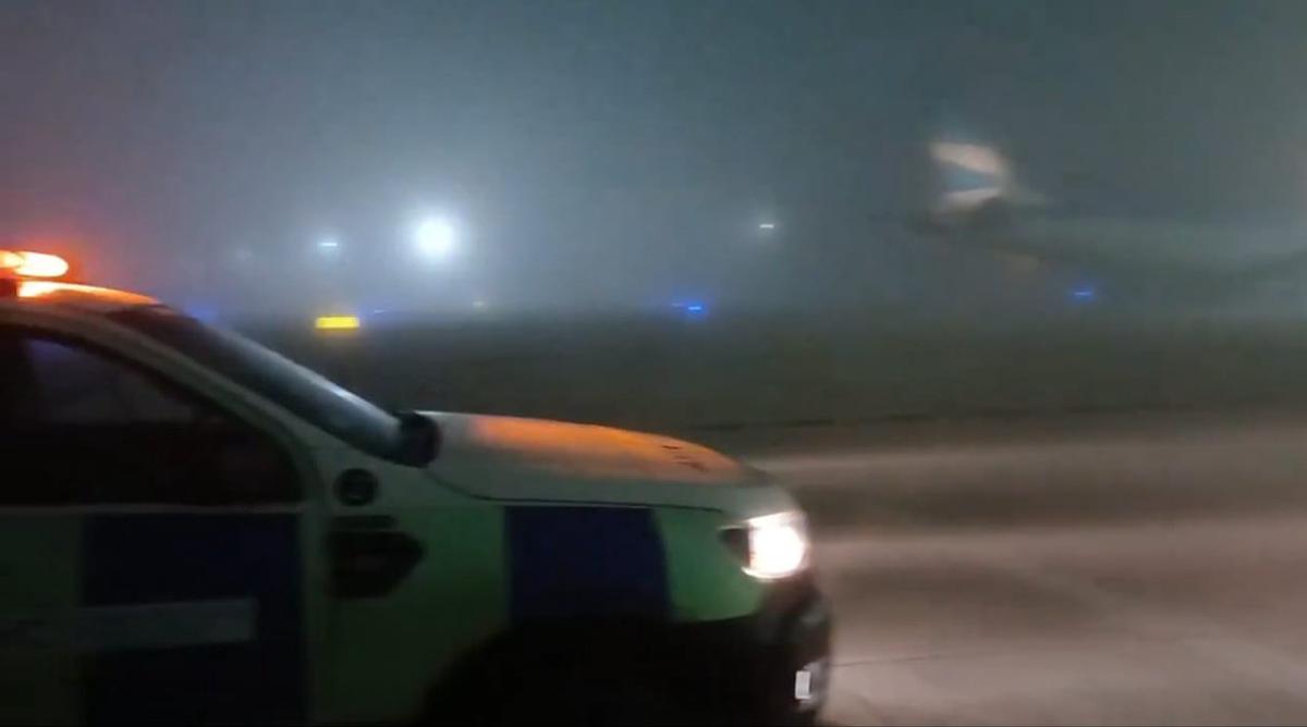 Intensa niebla complica la circulación en el AMBA y provoca demoras en vuelos