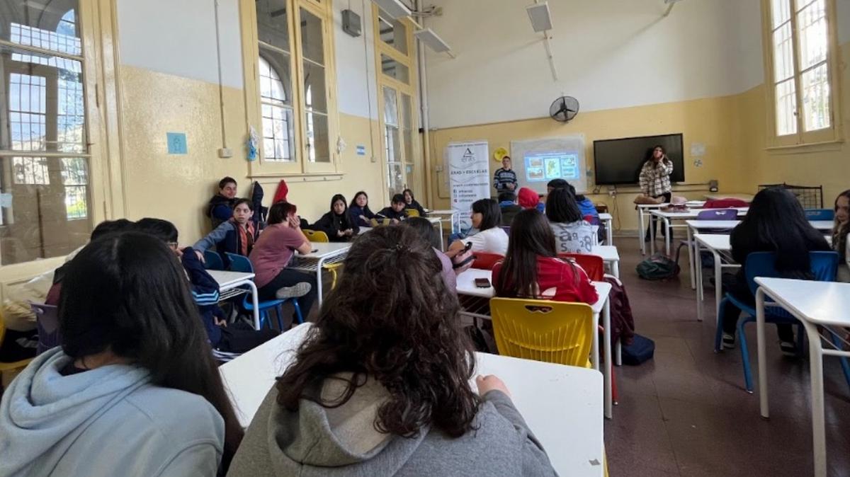 FOTO: 30 escuelas de CABA el año que viene no tendrán previas ni repeticiones