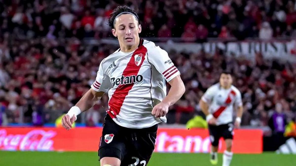 Galarza Fonda a punto de irse de River