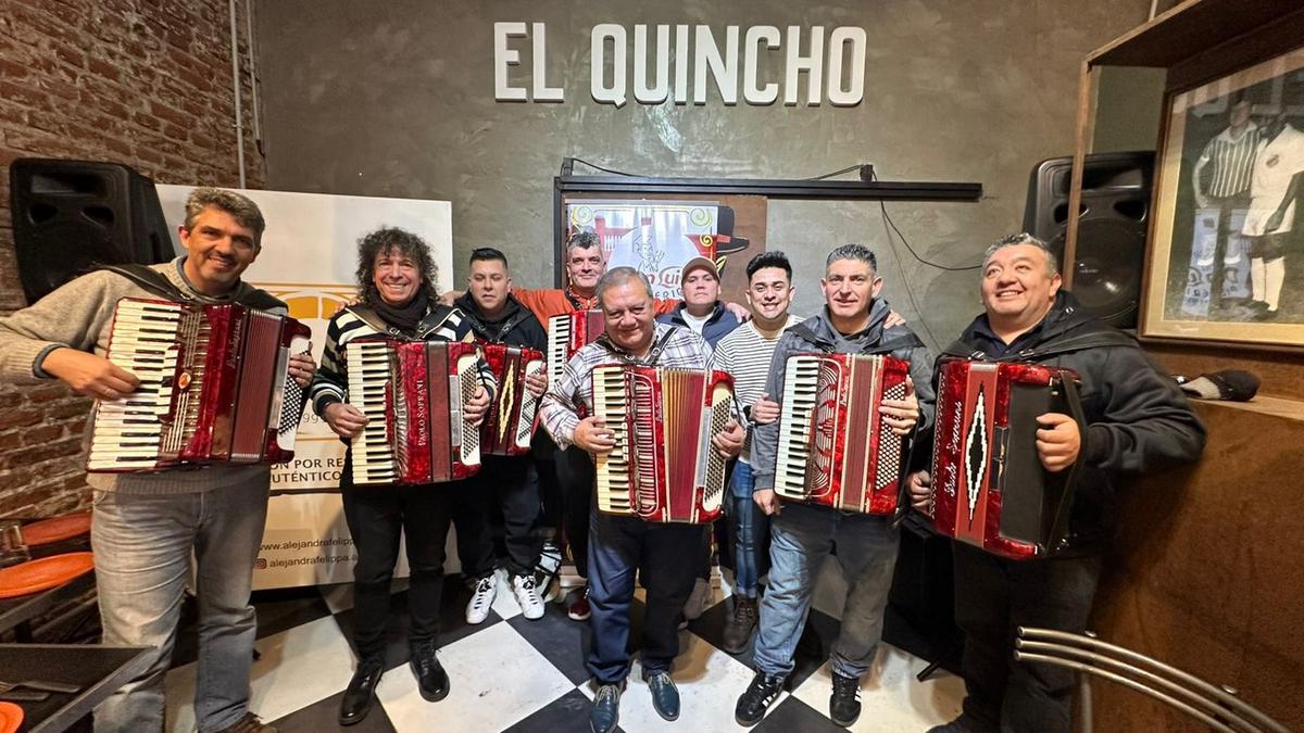 FOTO: La primera reunión del 3 de julio, en 2021