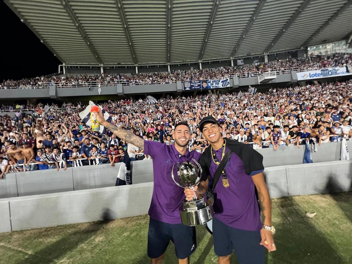 FOTO: Todo es alegría en Talleres por el título de la Supercopa Internacional. 