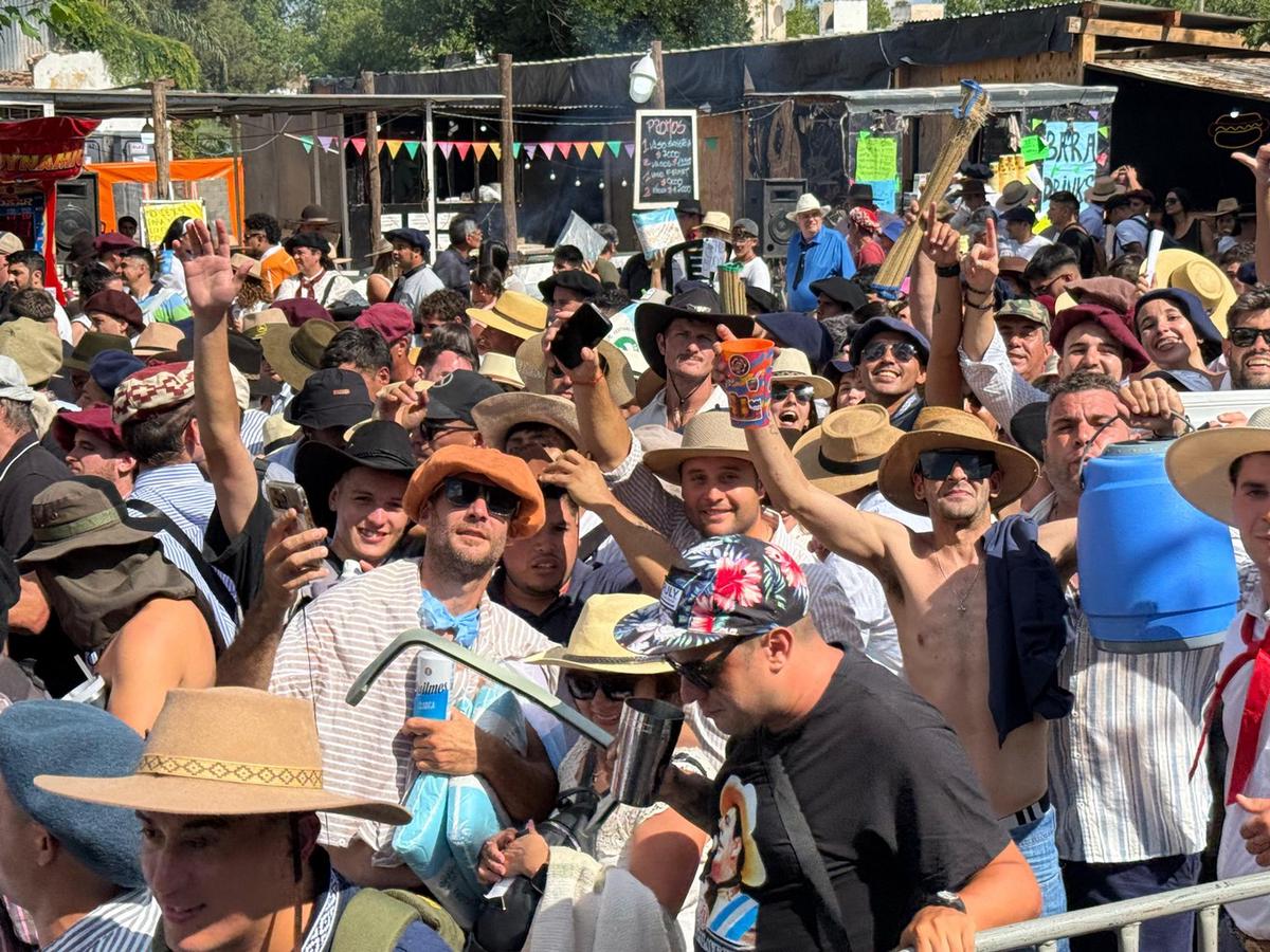 El festival de Jesús María celebra 60 años con el Chaqueño Palavecino