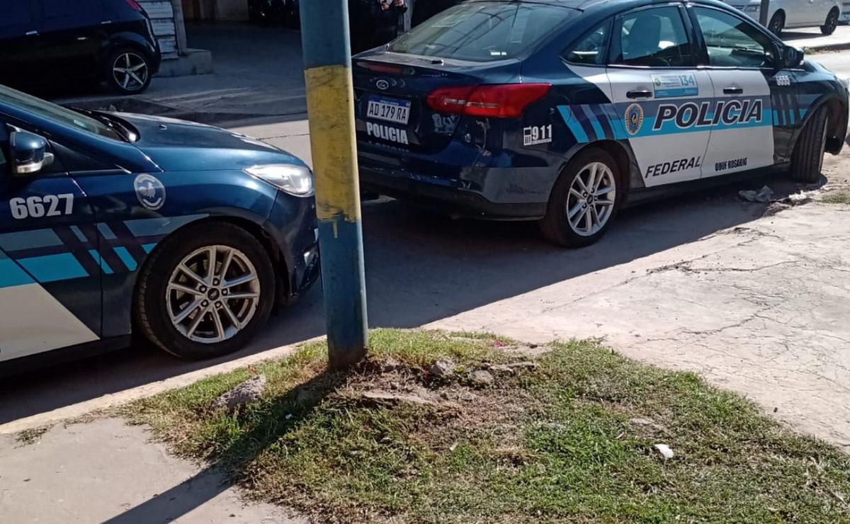 FOTO: Policías detenidos por allanamiento ilegal, robo y falsificación: quedarán preso.