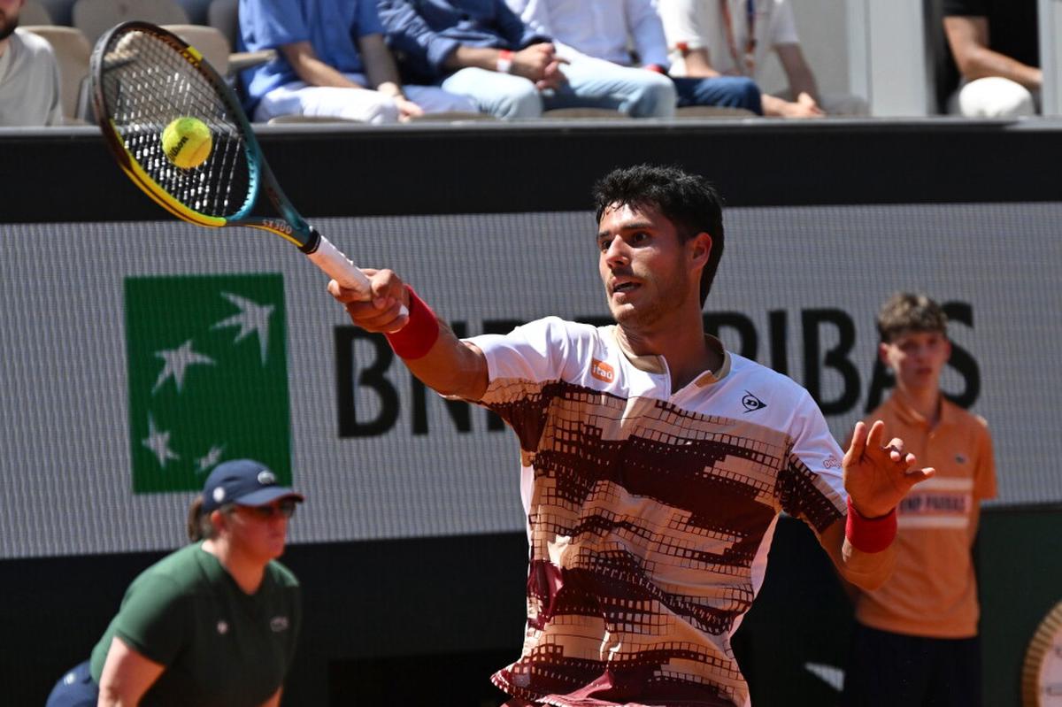 Vallejo critica a la umpire Ana Carvalho tras su derrota ante Moise Kouame en Roland Garros