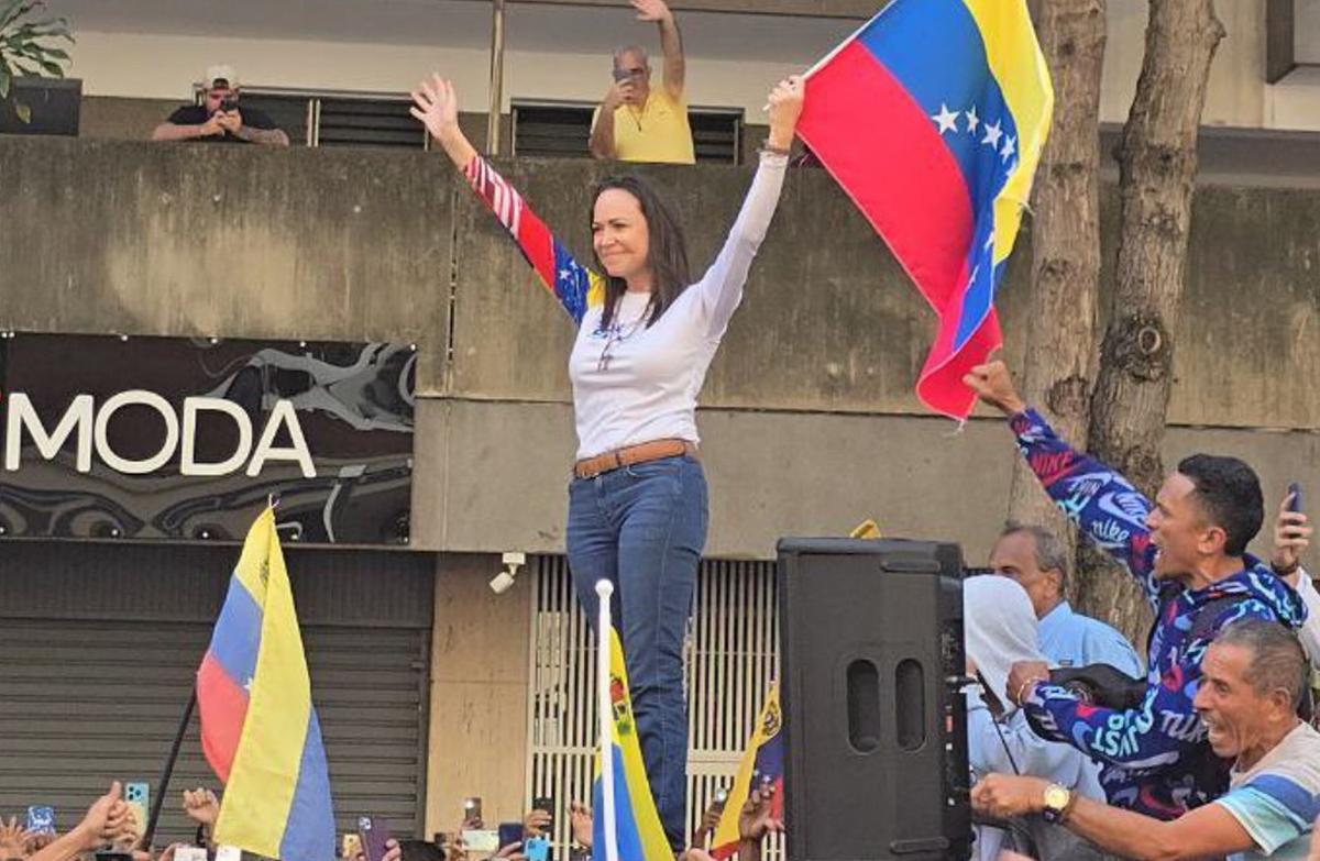 FOTO: María Corina Machado lidera una protesta (Imagen de TV)