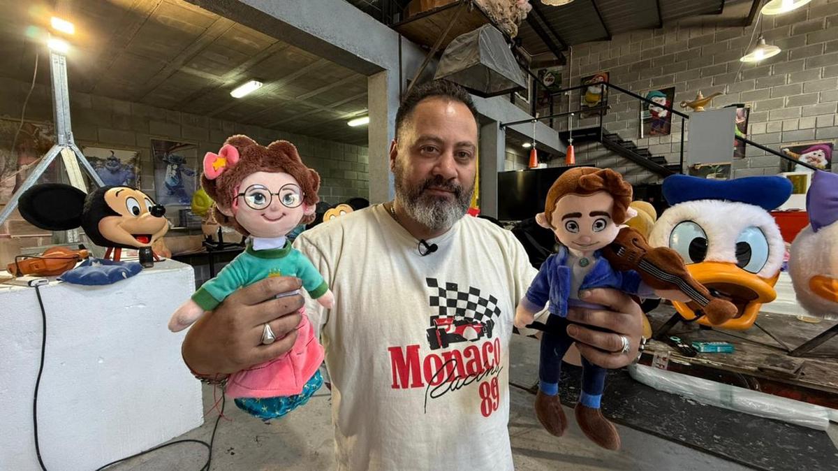 Damián Borrajo en su taller.