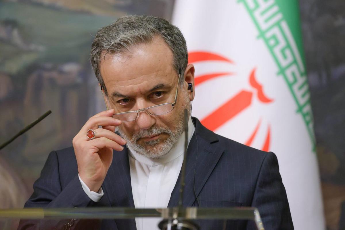 El ministro de Exteriores iraní, Abbas Araghchi, acusó a Estados Unidos de haber
