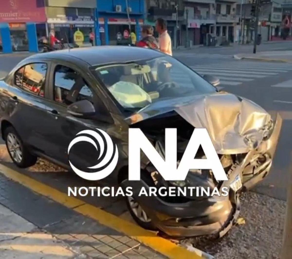 Choque entre dos autos en Agronomía: un herido y control de alcoholemia