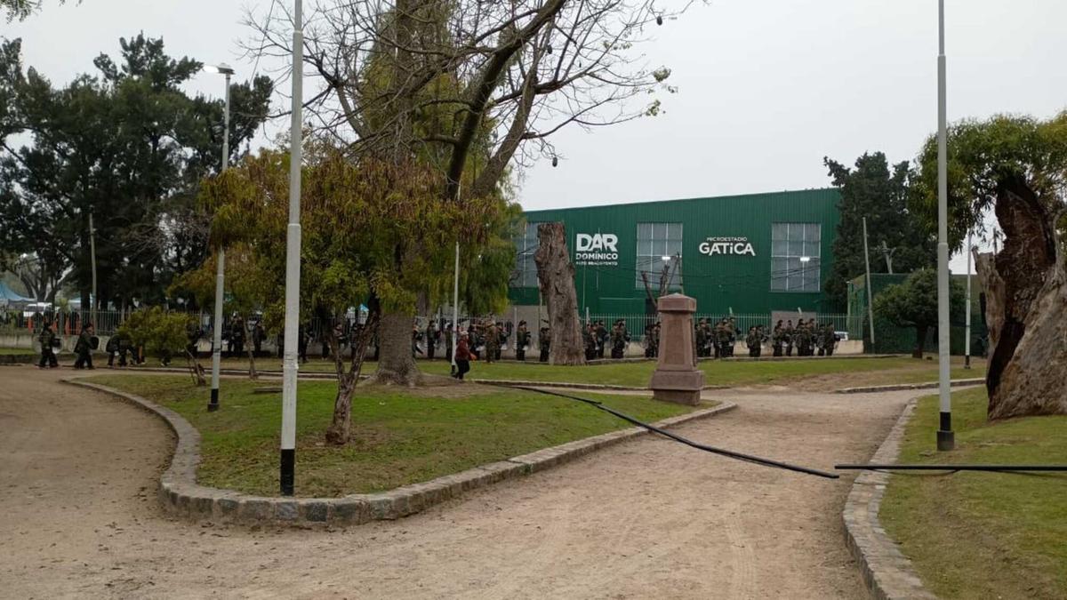 El velatorio público se realizará a partir de las 11 de la mañana en el Polideportivo Gatica de Avellaneda bajo un fuerte operativo de seguridad. Foto: Agencia NA/Redes.
