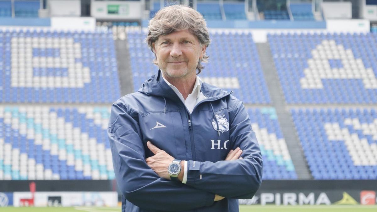 El argentino Cristante deja de ser el director técnico del Club Puebla en México