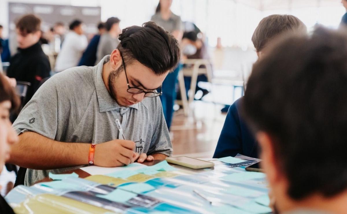 Jóvenes con dificultades en el mercado laboral.