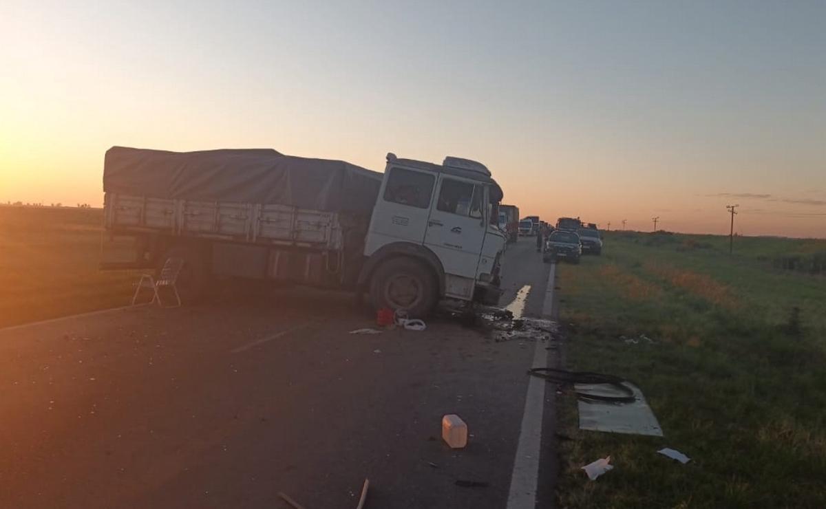 FOTO: Así quedaron los vehículos tras el impacto.