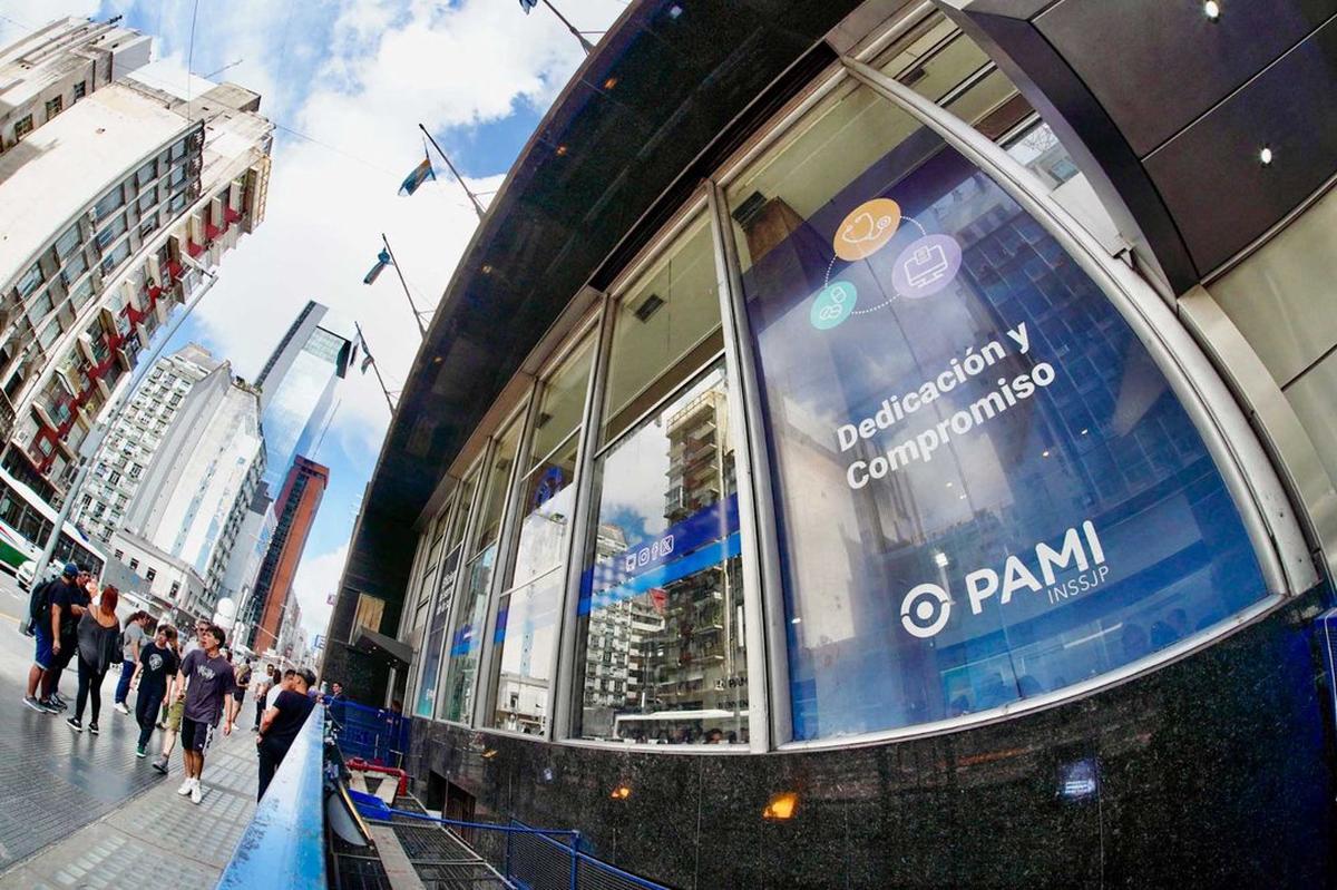 Imputan a cardiólogo y enfermero por defraudar a PAMI con servicios médicos falsos