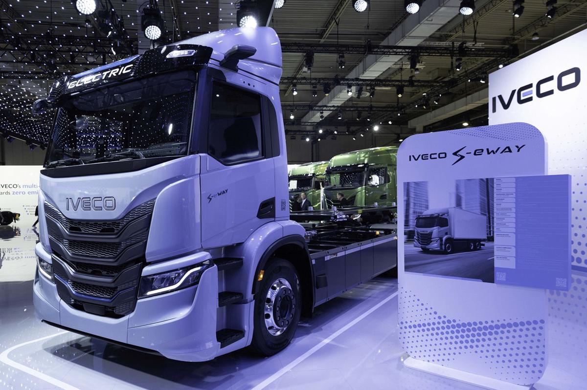 FOTO: Nuevo IVECO S-eWay Rígido: solución de cero emisiones para el transporte.